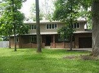 1382 Hickory Ridge Ln, Columbus, OH 43235