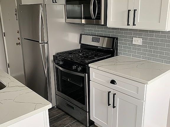 3rd image of 7840 W North Ave #5j