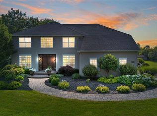 4366 Henneberry Rd, Manlius, NY 13104