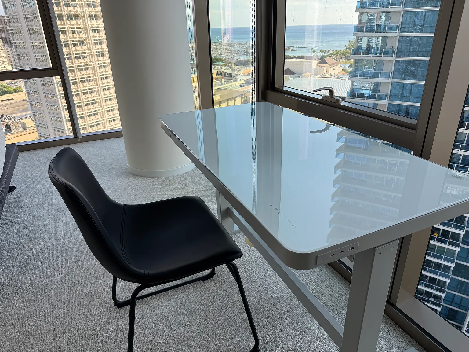 2 bed, 901 sqft, $5,600 — Photo 4