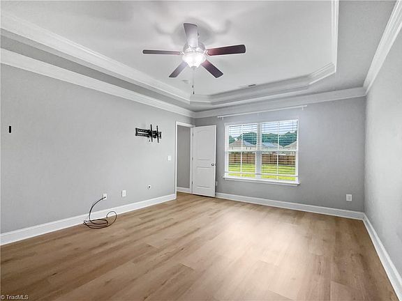 3rd image of 3 Cloverfield Ct
