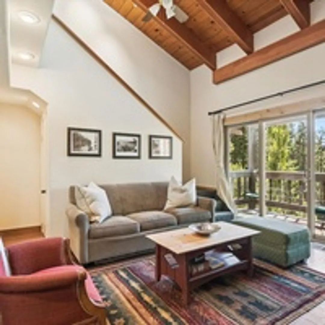 The Villas Ski Lease — Photo 1