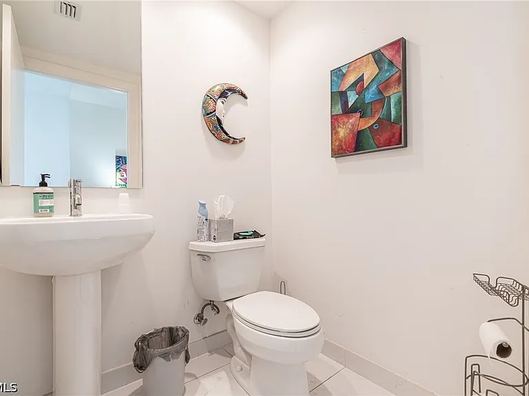 3000 Oasis Grand Blvd #801 — Photo 4