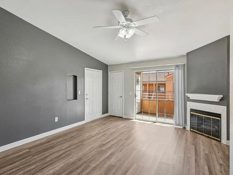 Craig Ranch Villas — Photo 16