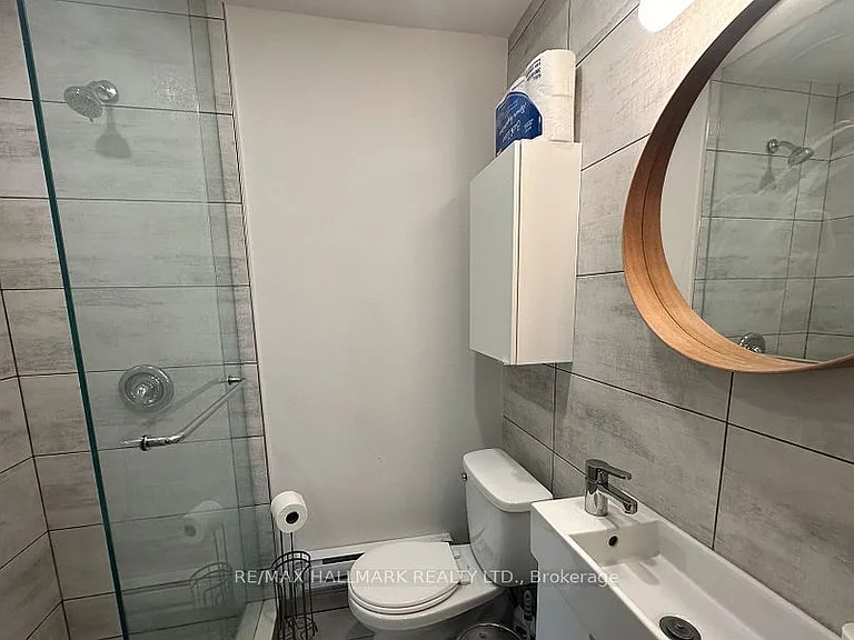 595 Saint Clair Ave W #4 — Photo 15