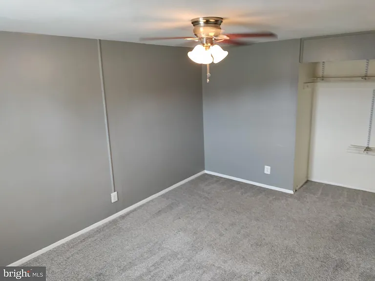 7862 Kentley Rd — Photo 9