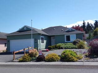 629 Summer Breeze Ln, Sequim, WA