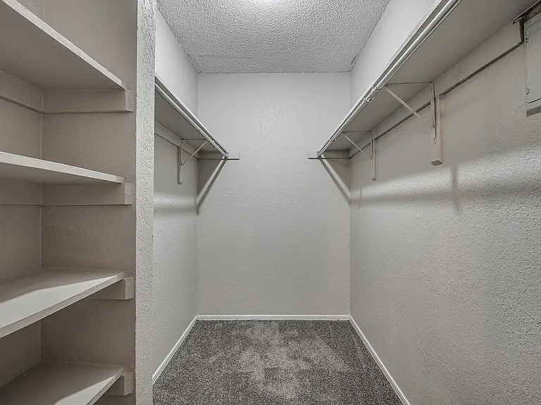 Woodscape Apartments — Photo 20