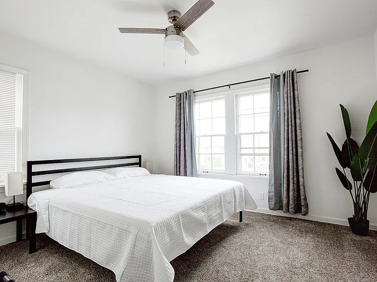13660 Cedar Rd #2 — Photo 2