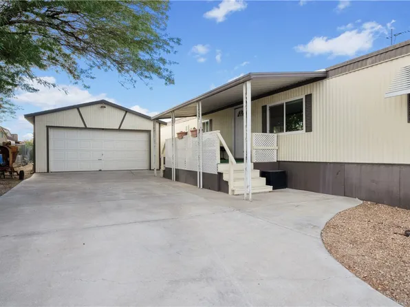 836 Holly St, Bullhead City, AZ 86442