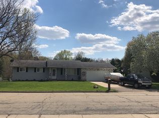 825 3rd Ave, New Glarus, WI 53574