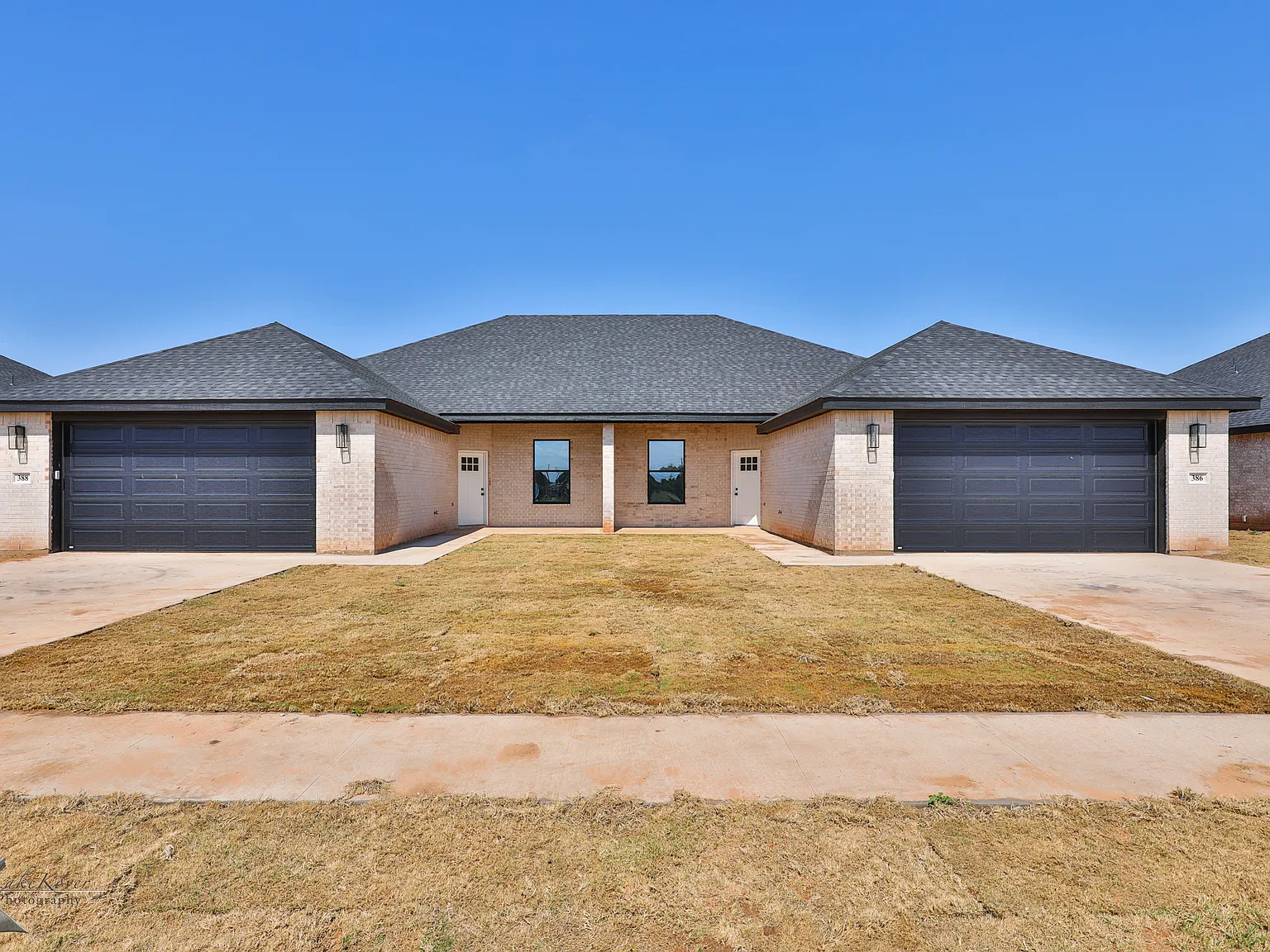 3 bed, 1439 sqft, $2,750 — Photo 1