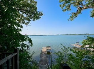 3083 Lakeshore Ave, Maple Plain, MN 55359