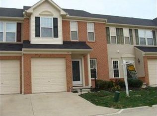 114 Ledgestone Ct, Berea, OH 44017