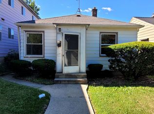 4027 W Hampton Ave, Milwaukee, WI 53209