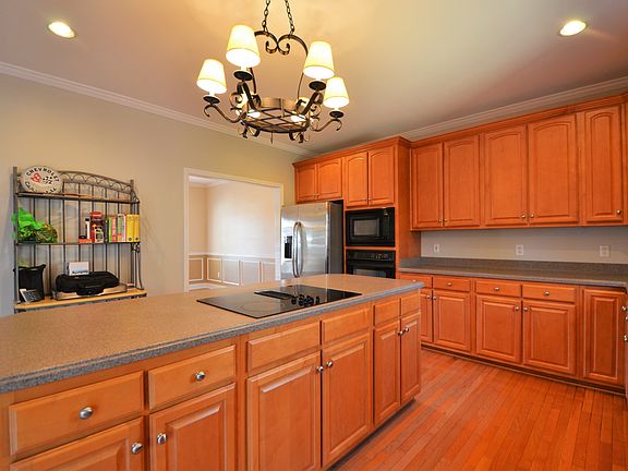 5th image of 2168 Caneridge Dr SW