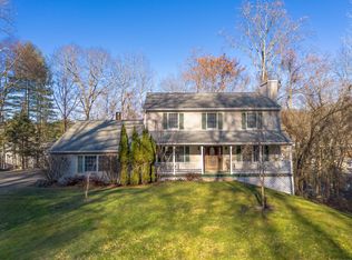9 Breeze Hill Rd, Danbury, CT 06811