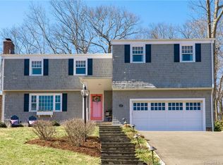 17 Steeple Top Rd, Norwalk, CT 06853