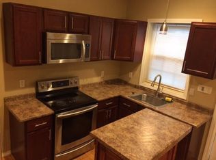 49 Hall St, Providence, RI 02904