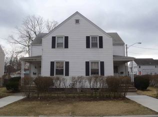 40 Pleasant St, New London, CT 06320