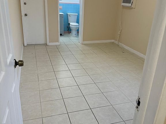 4th image of 1823 NE 172nd St