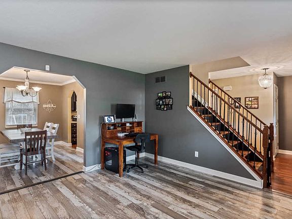 5th image of 6288 Summerville Ln