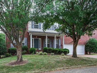4 bed, 3257 sqft, $3,950 — Photo 2