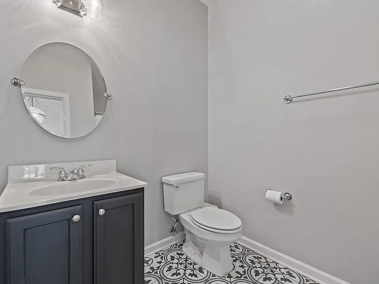 801 Moratuck Dr #201 — Photo 10