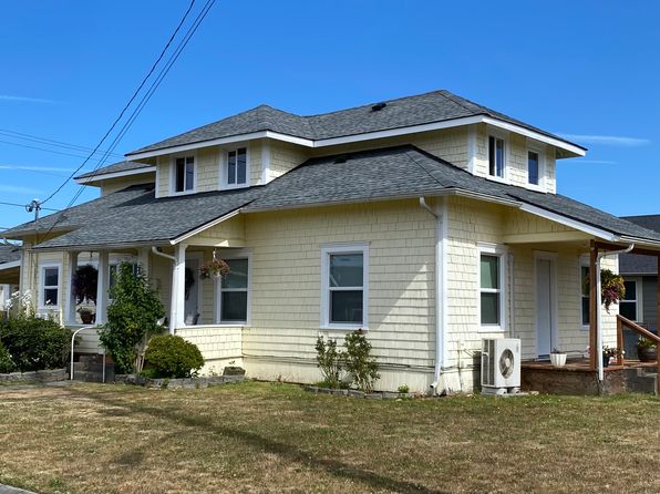117 1/2 I St