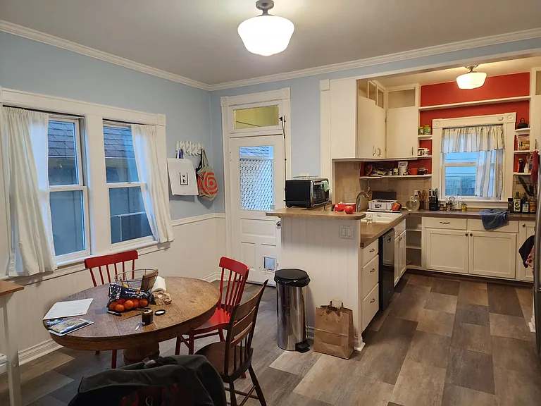 6506 NE Pacific St — Photo 12