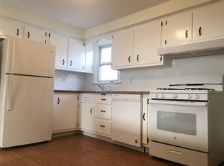 301 Northwood Way APT 2, Palisades Park, NJ 07650