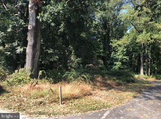 4915 Old Hill Rd, Wilmington, DE 19807