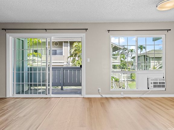 4th image of 46-1069 Emepela Way APT 3U