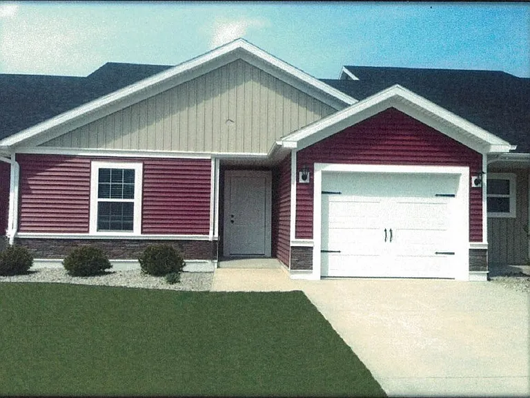 Perry Creek Townhomes - Midland, MI — Photo 46