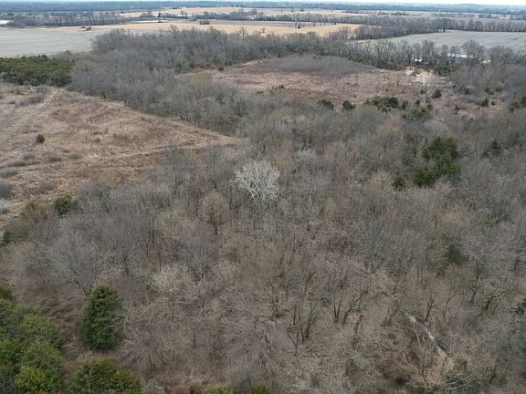 2nd image of 890 NW 100th Rd