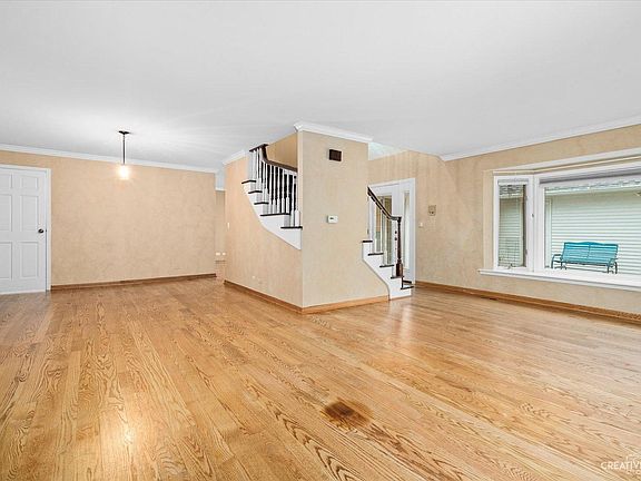 5th image of 12 Rumford On Asbury