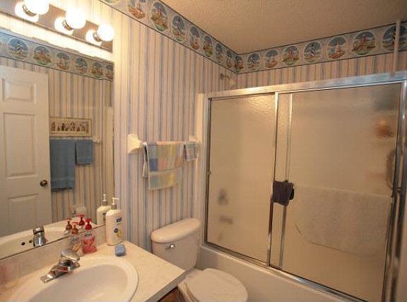 3rd image of 103 White Hall Dr