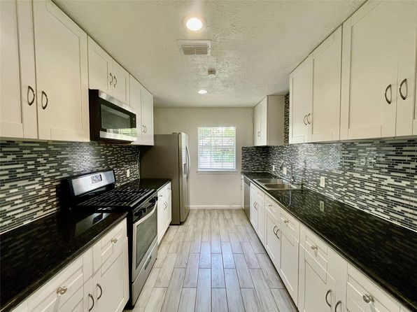 5375 Little John Ln