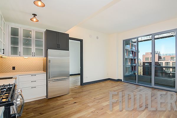 1st image of 10 Montieth St APT 613