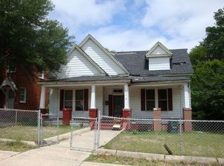 214 Spring St, Hamlet, NC 28345