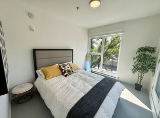 445 Wardlaw Ave #205, Winnipeg, MB R3L0M2