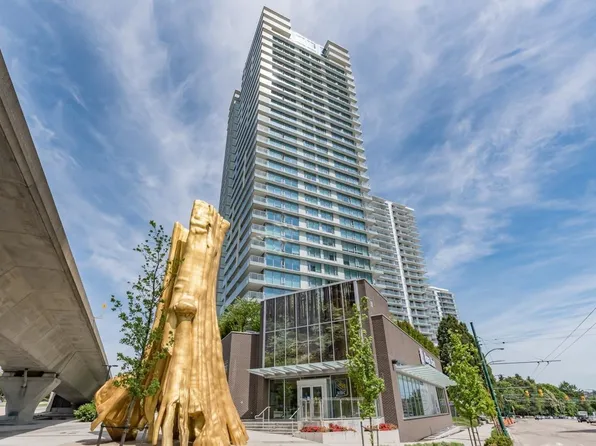 8131 Nunavut Ln #1508, Vancouver, BC V5X 0E2