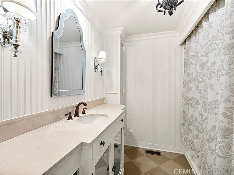 1706 Calle De Los Alamos — Photo 11