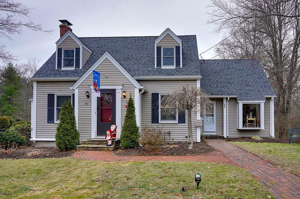 194 Hopedale St, Hopedale, MA 01747 Zillow