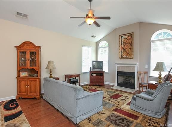 2nd image of 5581 Prosperity View Dr