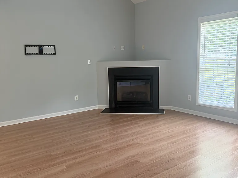 908 Northwood Hills Ave — Photo 20