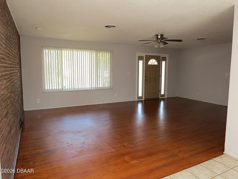122 Magnolia Dr — Photo 6