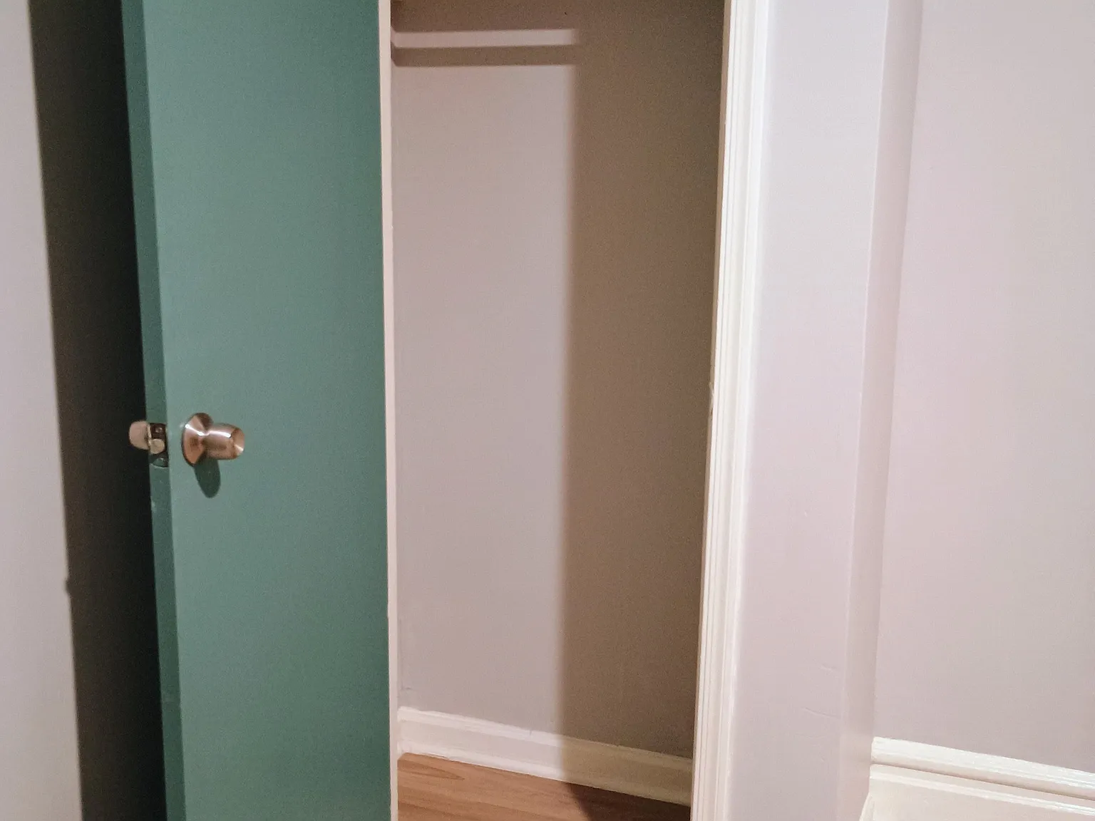 27 Linden Ave - 1 — Photo 1