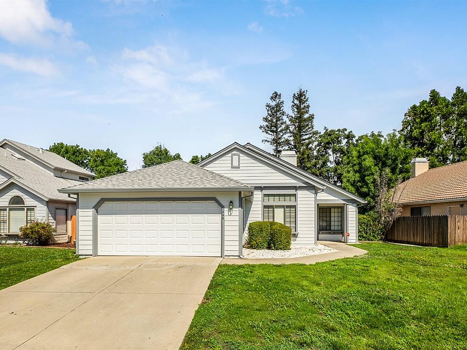 2nd image of 9448 Soaring Oaks Dr