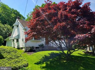 2137 Mahantongo St, Pottsville, PA 17901